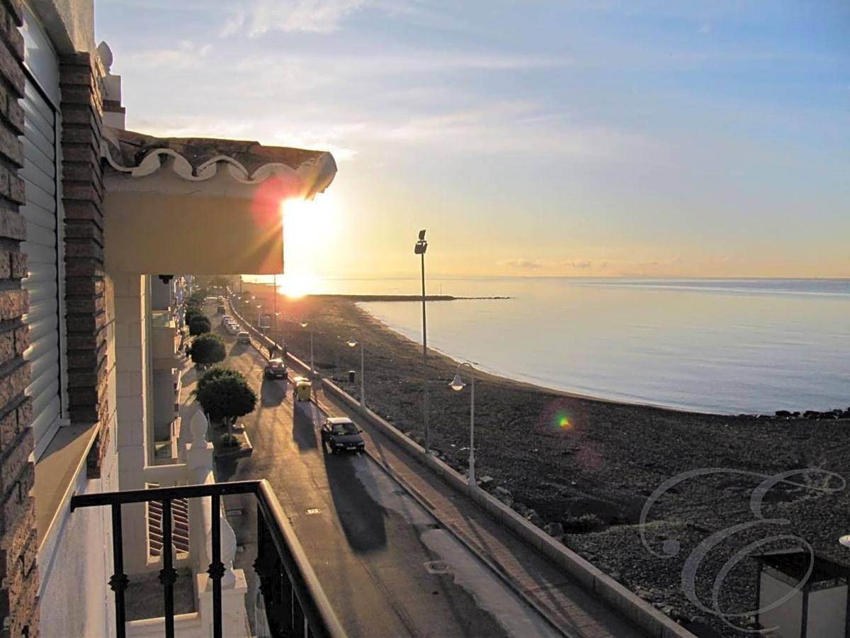 Algarrobo Costa Primera Linea De Playa Duplex Экстерьер фото