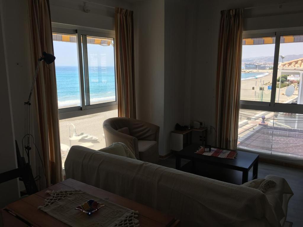 Algarrobo Costa Primera Linea De Playa Duplex Экстерьер фото