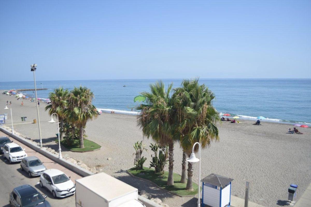 Algarrobo Costa Primera Linea De Playa Duplex Экстерьер фото